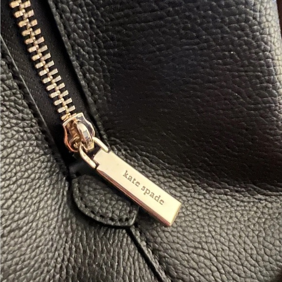 Kate Spade Large Jordyn Chain Tote in Black AUTHENTIC New w/out tags - Picture 4 of 10